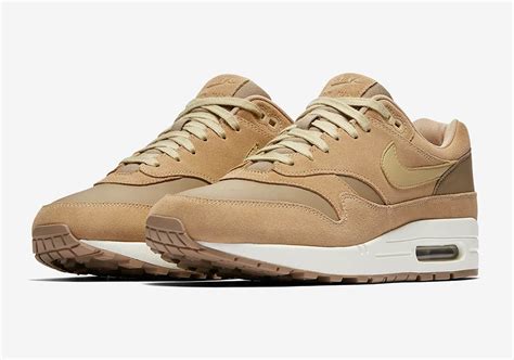 nike air max beige men